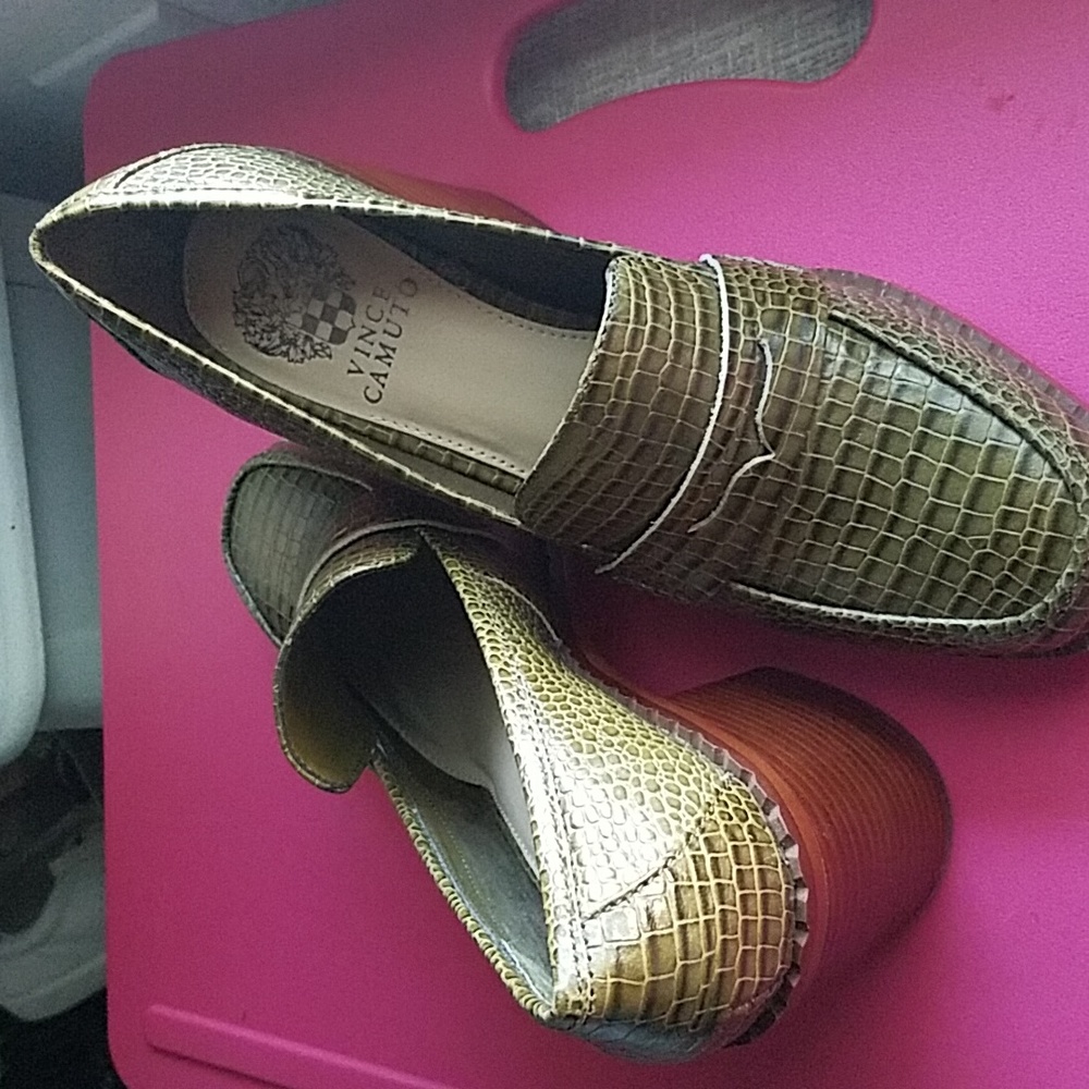Women's shoes